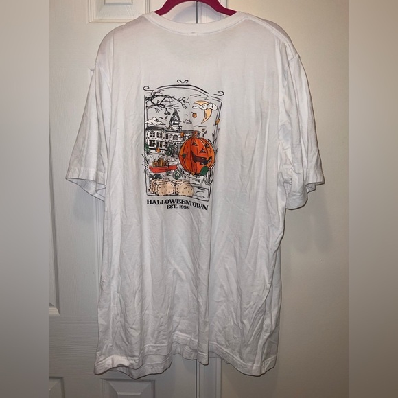 Halloweentown EST.1998 T-Shirt 2XL (B1) - Picture 4 of 6